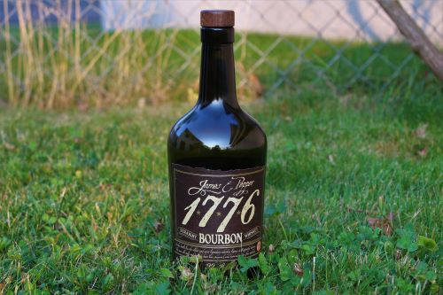 1776 Straight Bourbon Whiskey